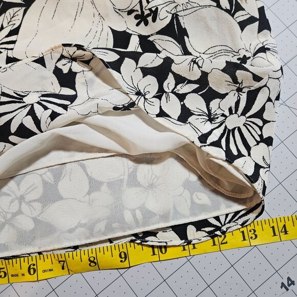 Silk Spring Elevenses Black & White Floral Halter Jumpsuit Size S NO Belt - Picture 14 of 16
